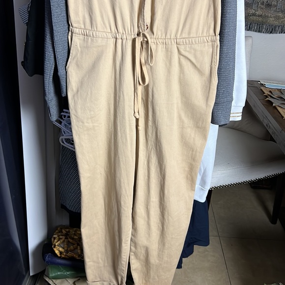 Tan Jumpsuit sleeveless drawstring - Picture 2 of 4